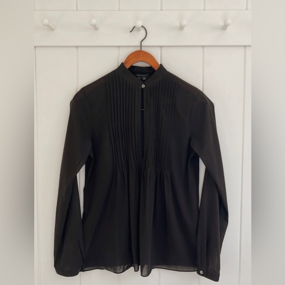 Theory Bianca High Neck Key Hole Pleated Semi Sheer Black Goth Girl Women Small - Picture 3 of 10